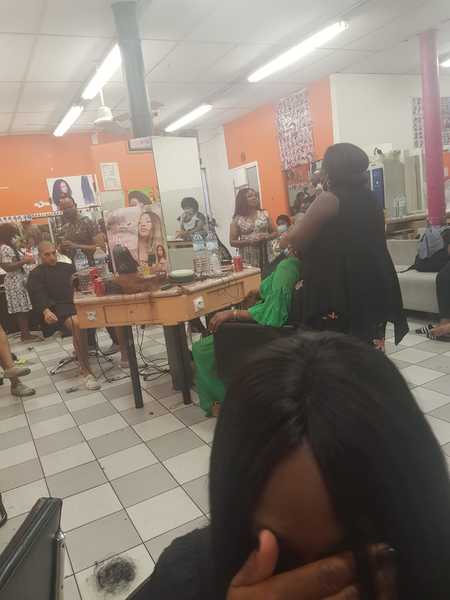 salon de coiffure afro tresse tresses box braids crochet braids vanilles tissages paris 75 77 78 91 92 93 94 95 TTRAHALL