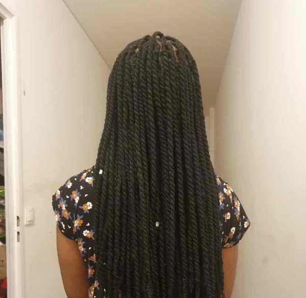 salon de coiffure afro tresse tresses box braids crochet braids vanilles tissages paris 75 77 78 91 92 93 94 95 ZUIGINDU