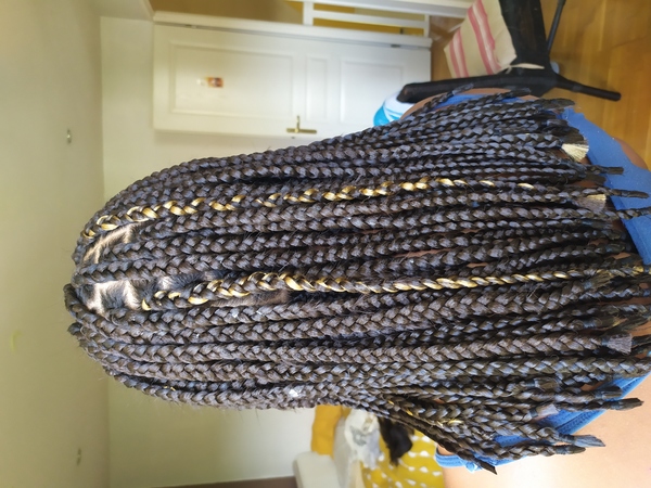 salon de coiffure afro tresse tresses box braids crochet braids vanilles tissages paris 75 77 78 91 92 93 94 95 SELXSBAS