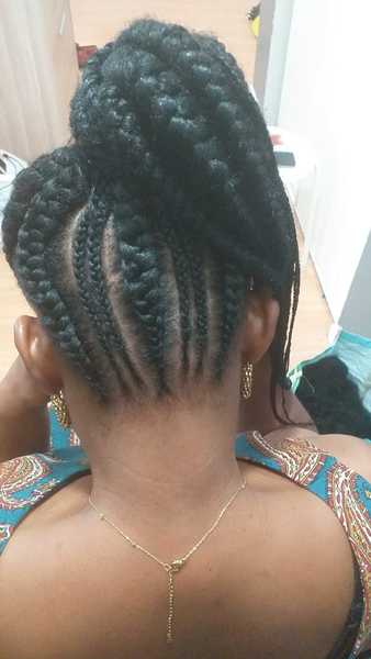 salon de coiffure afro tresse tresses box braids crochet braids vanilles tissages paris 75 77 78 91 92 93 94 95 CVUJNGEN