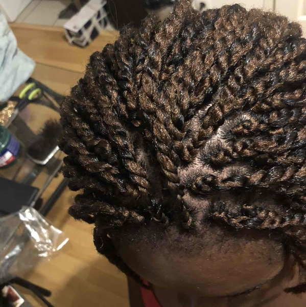 salon de coiffure afro tresse tresses box braids crochet braids vanilles tissages paris 75 77 78 91 92 93 94 95 CEPFJKNT