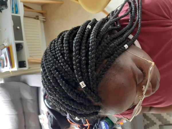 salon de coiffure afro tresse tresses box braids crochet braids vanilles tissages paris 75 77 78 91 92 93 94 95 OLPCMUCT