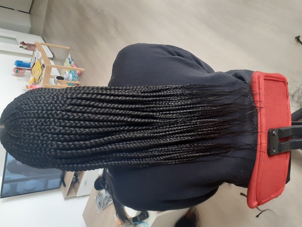 salon de coiffure afro tresse tresses box braids crochet braids vanilles tissages paris 75 77 78 91 92 93 94 95 CZLCIIGN