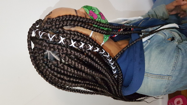 salon de coiffure afro tresse tresses box braids crochet braids vanilles tissages paris 75 77 78 91 92 93 94 95 ISPEUOXC