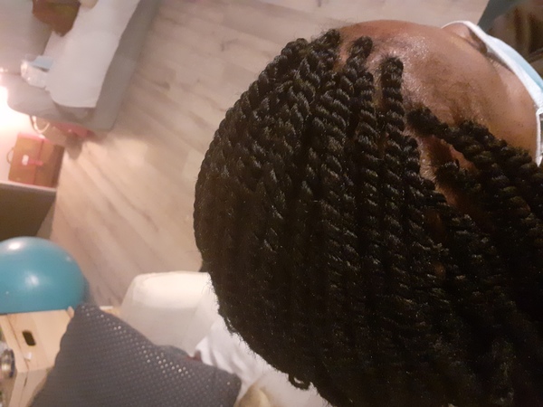 salon de coiffure afro tresse tresses box braids crochet braids vanilles tissages paris 75 77 78 91 92 93 94 95 OGDQMHPZ
