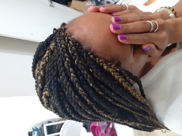 salon de coiffure afro tresse tresses box braids crochet braids vanilles tissages paris 75 77 78 91 92 93 94 95 ZCQMRSGH