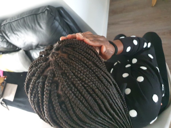 salon de coiffure afro tresse tresses box braids crochet braids vanilles tissages paris 75 77 78 91 92 93 94 95 CWFUJSOT