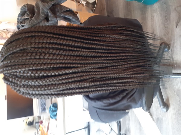 salon de coiffure afro tresse tresses box braids crochet braids vanilles tissages paris 75 77 78 91 92 93 94 95 AJYUHJKM
