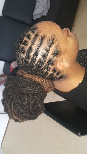 salon de coiffure afro tresse tresses box braids crochet braids vanilles tissages paris 75 77 78 91 92 93 94 95 MKBDIXJS