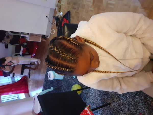 salon de coiffure afro tresse tresses box braids crochet braids vanilles tissages paris 75 77 78 91 92 93 94 95 FIOUMFDT