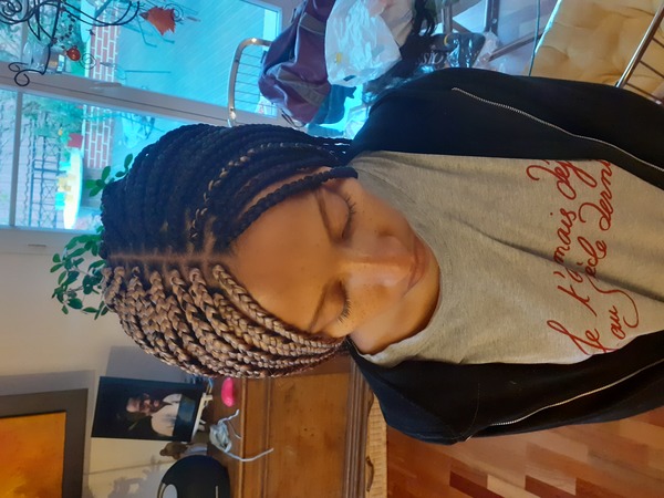 salon de coiffure afro tresse tresses box braids crochet braids vanilles tissages paris 75 77 78 91 92 93 94 95 AKNZTGMF