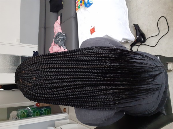 salon de coiffure afro tresse tresses box braids crochet braids vanilles tissages paris 75 77 78 91 92 93 94 95 HCEGSJXV