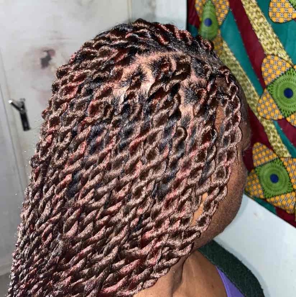 salon de coiffure afro tresse tresses box braids crochet braids vanilles tissages paris 75 77 78 91 92 93 94 95 KYMEKXYE