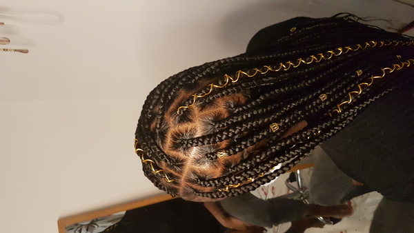 salon de coiffure afro tresse tresses box braids crochet braids vanilles tissages paris 75 77 78 91 92 93 94 95 KAHWTGFN