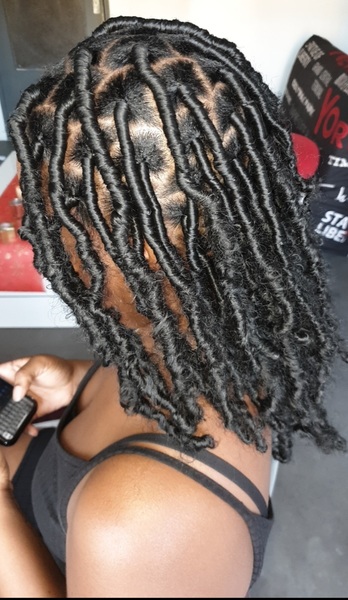 salon de coiffure afro tresse tresses box braids crochet braids vanilles tissages paris 75 77 78 91 92 93 94 95 AVFLXBXI