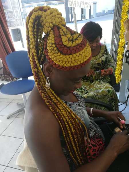 salon de coiffure afro tresse tresses box braids crochet braids vanilles tissages paris 75 77 78 91 92 93 94 95 HZLZLTUR