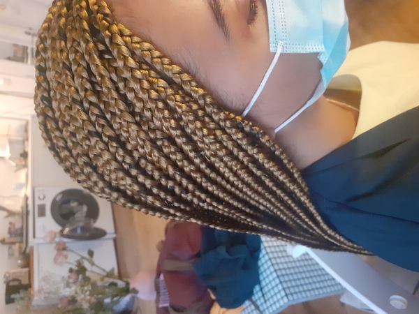 salon de coiffure afro tresse tresses box braids crochet braids vanilles tissages paris 75 77 78 91 92 93 94 95 CUCEIQAQ