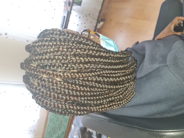 salon de coiffure afro tresse tresses box braids crochet braids vanilles tissages paris 75 77 78 91 92 93 94 95 BZUEVDYS