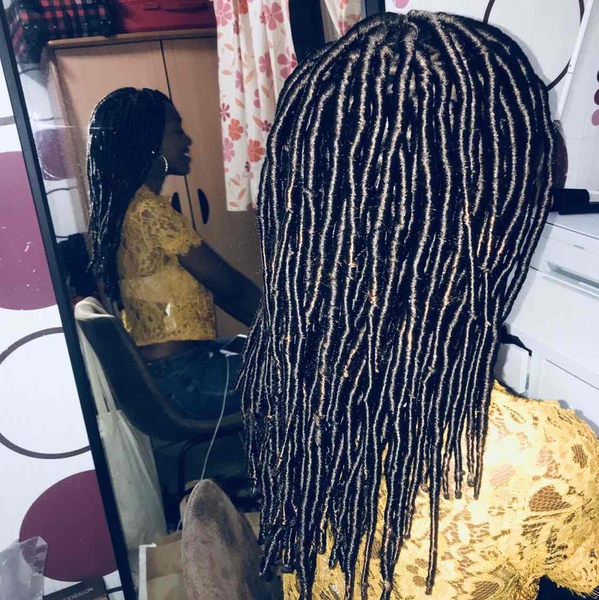 salon de coiffure afro tresse tresses box braids crochet braids vanilles tissages paris 75 77 78 91 92 93 94 95 MFNBDTRX