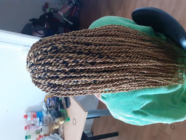 salon de coiffure afro tresse tresses box braids crochet braids vanilles tissages paris 75 77 78 91 92 93 94 95 RYREYWYY