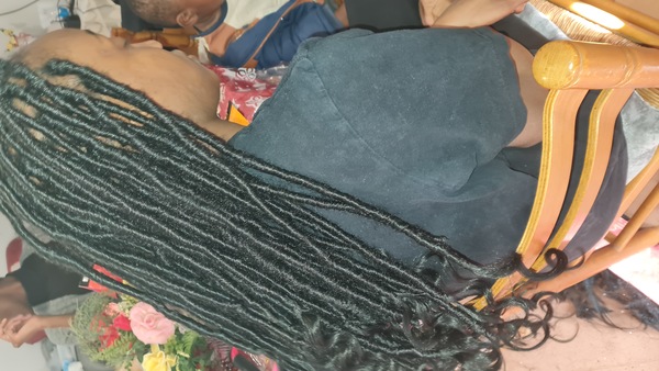salon de coiffure afro tresse tresses box braids crochet braids vanilles tissages paris 75 77 78 91 92 93 94 95 BVNOGJBY