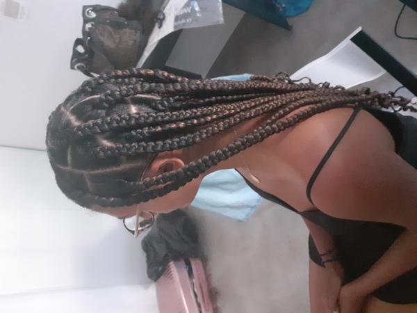 salon de coiffure afro tresse tresses box braids crochet braids vanilles tissages paris 75 77 78 91 92 93 94 95 PZZHHCNX