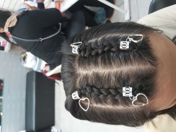 salon de coiffure afro tresse tresses box braids crochet braids vanilles tissages paris 75 77 78 91 92 93 94 95 SPRRDSDC