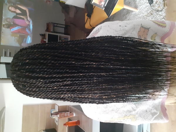 salon de coiffure afro tresse tresses box braids crochet braids vanilles tissages paris 75 77 78 91 92 93 94 95 YETGCKSG