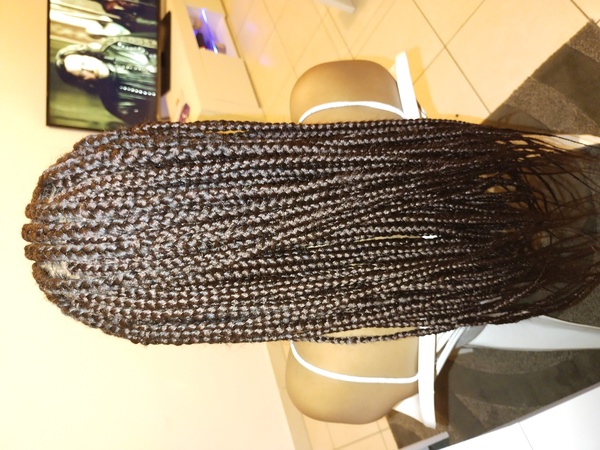salon de coiffure afro tresse tresses box braids crochet braids vanilles tissages paris 75 77 78 91 92 93 94 95 VVPFVXRB