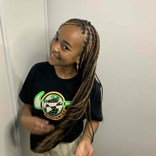 salon de coiffure afro tresse tresses box braids crochet braids vanilles tissages paris 75 77 78 91 92 93 94 95 LUGUJATH