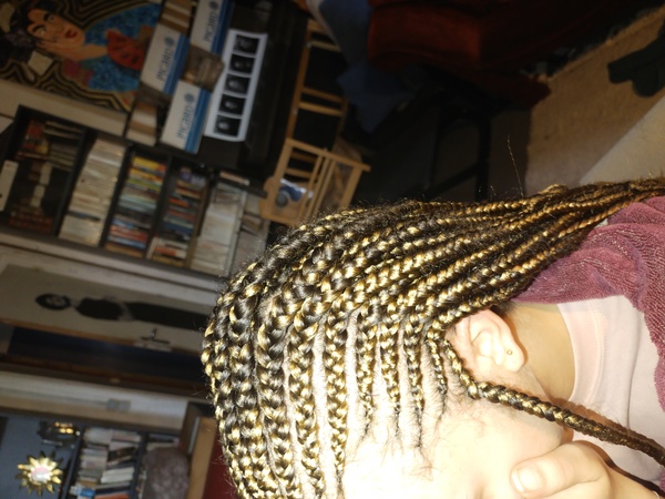 salon de coiffure afro tresse tresses box braids crochet braids vanilles tissages paris 75 77 78 91 92 93 94 95 RMYDOHEN
