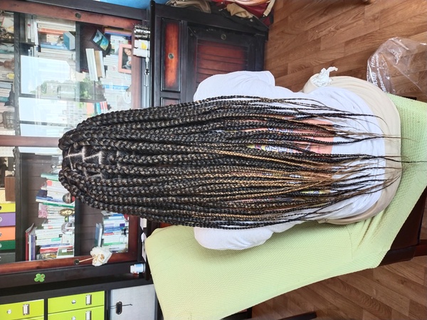 salon de coiffure afro tresse tresses box braids crochet braids vanilles tissages paris 75 77 78 91 92 93 94 95 HBXOMOIM