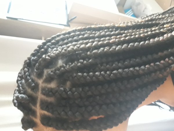 salon de coiffure afro tresse tresses box braids crochet braids vanilles tissages paris 75 77 78 91 92 93 94 95 FYUMFPSX