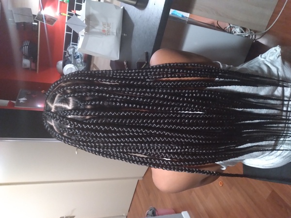 salon de coiffure afro tresse tresses box braids crochet braids vanilles tissages paris 75 77 78 91 92 93 94 95 QGGXHJZC