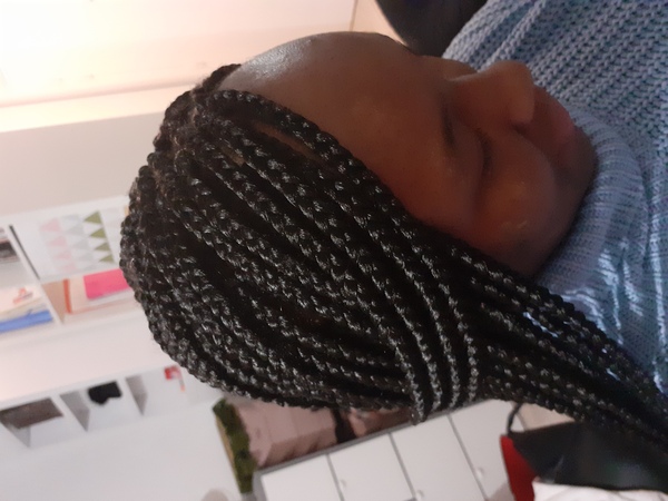 salon de coiffure afro tresse tresses box braids crochet braids vanilles tissages paris 75 77 78 91 92 93 94 95 VFCMAVHN