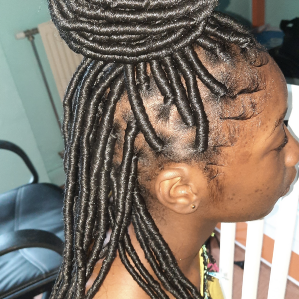 salon de coiffure afro tresse tresses box braids crochet braids vanilles tissages paris 75 77 78 91 92 93 94 95 BXLHVALU