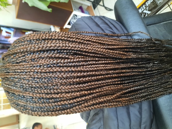 salon de coiffure afro tresse tresses box braids crochet braids vanilles tissages paris 75 77 78 91 92 93 94 95 SIWEKLZF