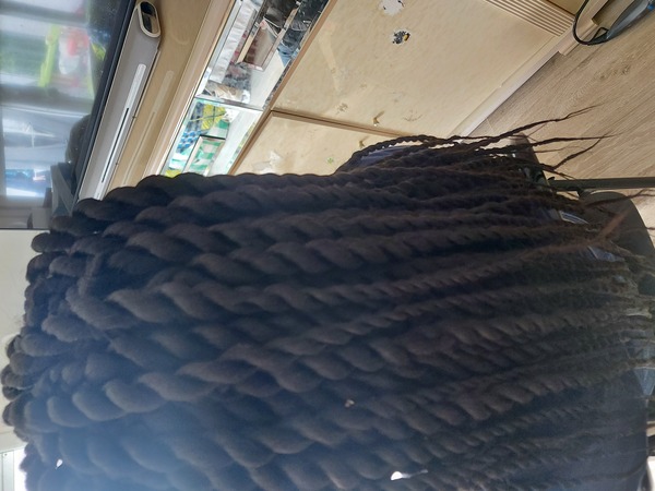 salon de coiffure afro tresse tresses box braids crochet braids vanilles tissages paris 75 77 78 91 92 93 94 95 VXMMDXGG
