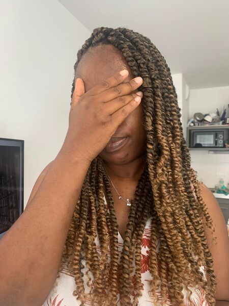salon de coiffure afro tresse tresses box braids crochet braids vanilles tissages paris 75 77 78 91 92 93 94 95 CLLQGUZY