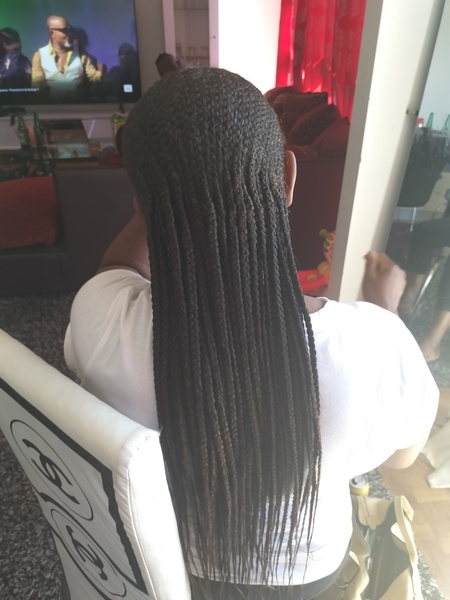 salon de coiffure afro tresse tresses box braids crochet braids vanilles tissages paris 75 77 78 91 92 93 94 95 XRWVQCJN