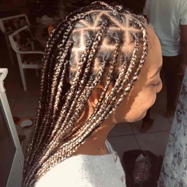 salon de coiffure afro tresse tresses box braids crochet braids vanilles tissages paris 75 77 78 91 92 93 94 95 NIGBNJVI