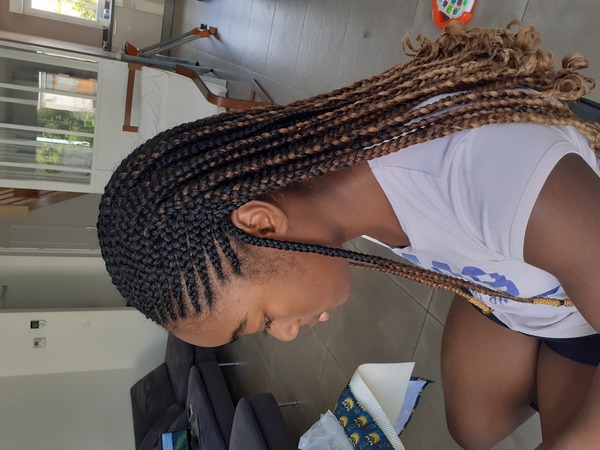 salon de coiffure afro tresse tresses box braids crochet braids vanilles tissages paris 75 77 78 91 92 93 94 95 XVKRMGGD