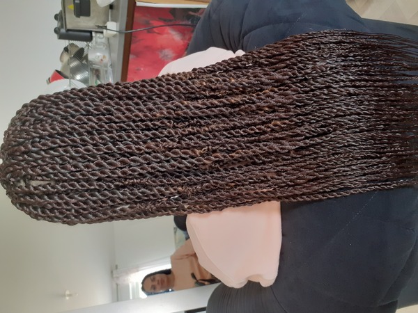 salon de coiffure afro tresse tresses box braids crochet braids vanilles tissages paris 75 77 78 91 92 93 94 95 AITBPYLB