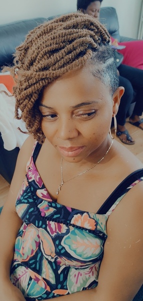 salon de coiffure afro tresse tresses box braids crochet braids vanilles tissages paris 75 77 78 91 92 93 94 95 LPIENFKM