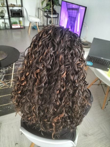 salon de coiffure afro tresse tresses box braids crochet braids vanilles tissages paris 75 77 78 91 92 93 94 95 NJAVWITY