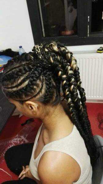 salon de coiffure afro tresse tresses box braids crochet braids vanilles tissages paris 75 77 78 91 92 93 94 95 QVCOEAKE