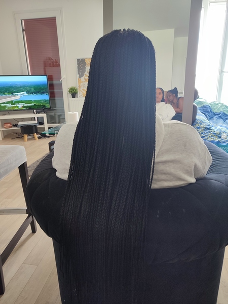 salon de coiffure afro tresse tresses box braids crochet braids vanilles tissages paris 75 77 78 91 92 93 94 95 IJUTSTUG