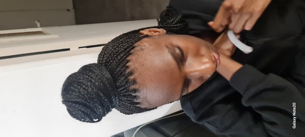 salon de coiffure afro tresse tresses box braids crochet braids vanilles tissages paris 75 77 78 91 92 93 94 95 UJSHDHVC