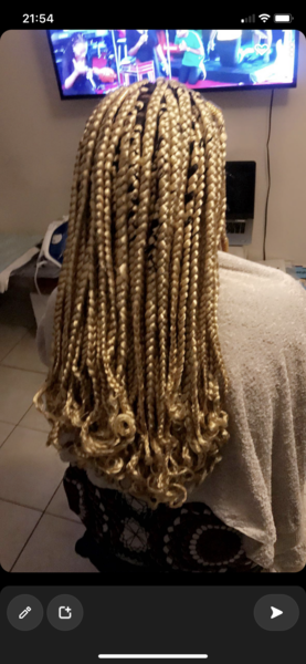 salon de coiffure afro tresse tresses box braids crochet braids vanilles tissages paris 75 77 78 91 92 93 94 95 XYTXARWL