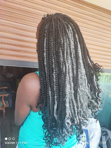 salon de coiffure afro tresse tresses box braids crochet braids vanilles tissages paris 75 77 78 91 92 93 94 95 YXGUQNSR